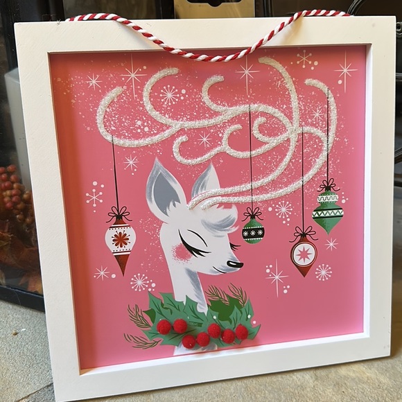 NWT Retro look Deer with Christmas Ornaments Pink Wall Art with Wood Frame - Picture 3 of 3